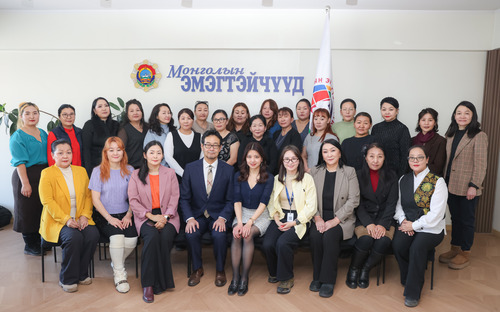 Эмэгтэйчүүдийн асаргааны ачаалал, жендэрийн онцлогийг харгалзсан “Жендэрийн мэдрэмжтэй БЖДБЭ-ийг дэмжих” сургалт эхэллээ